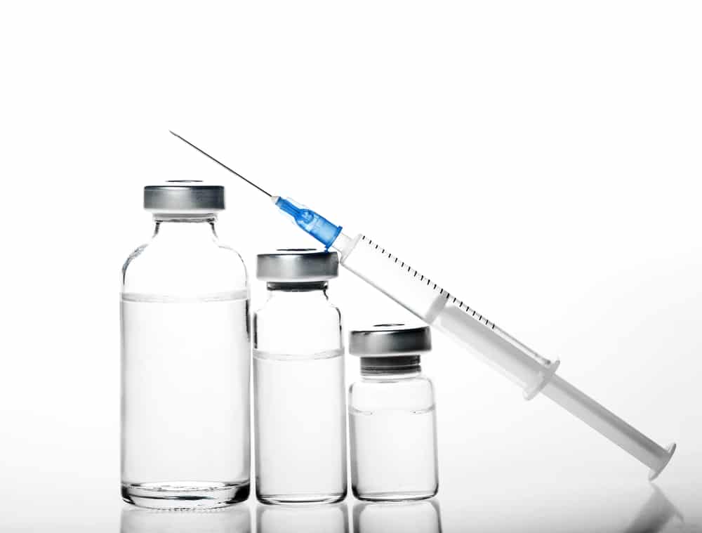 An Ideal Injection using a syringe and glass bottle.